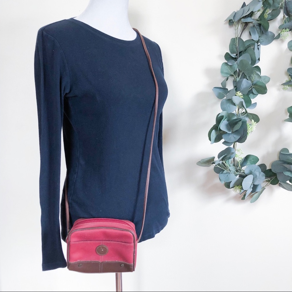 liz claiborne | red vintage crossbody bag